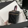 Sac de créateur Sacs cosmétiques dans un sac à bandoulière en cuir de couleur unie avec bracelet de chaîne Lozenge Hobsbags répond aux exigences de capacité quotidienne livraison gratuite 23a