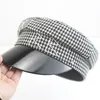 女性のための冬の帽子ファッションハウンドトゥースセーラハット刺繍RBミリタリーハット因果旅行フラットトップキャップウォームスチューデントネイビーキャップ230821
