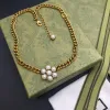 Necklace Women Designer Gold Jewelry Flowers Pearl Pendant Links Chain Sun Necklaces Titanium Letter Pattern Girls Party Wedding s