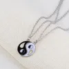 Pendentif Colliers 2 PC BFF Charme Collier Huit Diagrammes Yin Yang BlackWhite Ami Amitié Couples Amant Valentine Année Cadeau