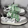 Chaussures d'eau Style américain Graffiti chaussures de planche à roulettes pour hommes été nouveau respirant Vintage rue baskets décontractées à lacets chaussures à bout rond HKD230822