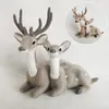 Objetos decorativos Figuras Simulação Mentindo o Natal Sika Artificial Deer Rena Fairy Garden Garden Miniatura Modelo Animal Feliz Show de lojas Show 230822