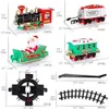 O som e a luz do trem de trem elétrico podem pendurar o brinquedo locomotivo do carro na árvore de Natal