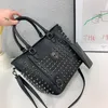 2023 Nouveau Rivet Femmes Sac En Cuir Pu Sac À Bandoulière Sac À Main Crâne Sac À Main Qualité Punk Sac À Bandoulière avec Portefeuille Sac De Messager Grande Capacité