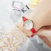 Sinobi nuove donne orologi semplici diamanti a increspazione del diamante piccoli eleganti donne guardano in pelle bianca rossa orologio da polso da polso da donna gifts237y