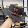 2023 Designer Strohhut Luxus Gentleman Cap Summer Beach Mode Herren und Frauen lässig Eimer Hat310J