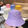 Designer emmer hoed honkbal cap heren cap zwart wit blauw gemonteerde petten verstelbare platte hoeden prad hoeden ontwerpers dames brief ontwerp zomer buitenheren emmer hoed