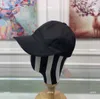 Designer Women Hat Högkvalitativ fast färg Men Cap Fashion Knight Mönster Dark Print Ball Cap #Inkluderande Box Preferred Gift