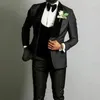 Trajes de hombre, esmoquin de boda de terciopelo negro para novio con solapa de chal, conjunto de 3 piezas entallado, chaqueta, chaleco, pantalones, disfraz de moda