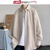 Camicie casual maschile da uomo camicie a maniche lunghe coreane Lappster-Youth MENS HARAJUKU SCHITTÀ GODIALIZIONE NERA SCARICHE SCARICI 5XL 230822