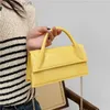 Totes çok renkli pvc jöle çanta kadınlar küçük şeffaf totes yaz berrak crossbody cüzdan versatil messenger omuz plaj çantası kız hkd230822