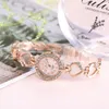 Wristwatches Women's Diamonds Setting Bracelet Watch Easy To Read Round Dial Temperament For Meeting And Dating Office