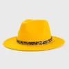 Chapeaux à large bord seau jaune fedora intérieur imprimé léopard chapeau de printemps Panama feutre pour hommes et femmes jazz 230821