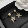 Toppdesigner Miumiu Fashion Earrings New Pentagram Full Diamond Pearl Feminin Söta silvernålörhängen Anti Allergy Valentine's Day Gifts smycken Tillbehör