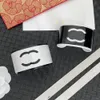 Designer Bangle Acrylic Armband bred handledsgåva Vattentät och icke -blekande design för kvinnor svart vitt bröllopsfest kärlek smycken med stämpel