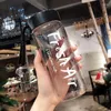 Garrafas de água xícaras de plástico de grande capacidade para estudantes masculinos e femininos coreanos simples portáteis garrafa criativa portátil fosca