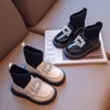 Boots Child Fashion Boots Spring en Autumn Girls Princess Square Buckle Ademende sokschoenen Koreaans 230821