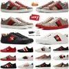 2023 Designerskor Herrens kvinnors tecknat Casual Shoe Bee Ace äkta läder Snake Brodery Stripes Classic Men Sneakers With Box 35-46