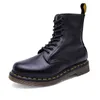 Botas de diseñador calientes Botas cortas Doc Martens Diseñador Hombres Mujeres Marten Botas de nieve de invierno de cuero alto Zapatos de tobillo con fondo Oxford Botas blancas negras Tamaño 35-45