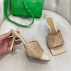Nuovi rosoni di rughi Slides sandali tacchi quadrati slip su scarpe da punta a tacco aperto da donna scarpe da sera di lusso da 10,5 cm calzature in fabbrica di fabbrica satinata