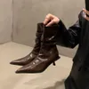 Herbst 2023 Neues modisches französisches Kätzchen Absatz Stilvolle Falten elastische schlanke Stiefel mit sexy Martin Boots 230811