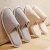 Slippers el non-slip koraal fleece zweet-absorbent warme huis gastschoenen zakelijke reizen passagier