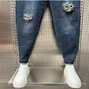 Jeans pour hommes Mode Trous Harajuku Hip -hop Streetwear Lâche Pantalons décontractés en plein air Vêtements de marque de haute qualité