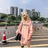 Kobiet bluz z kapturem Xuan Kobiety jesienne zima 2023 dla mężczyzn Wome Bluet Para Ins Super Ears Plush Growifed Sweater Płaszcz