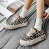 Water Shoes Men Women Sneakers Vulcanized Shoes Lace Up Personalized Star Skateboarding Walking Tennis Sports Shoes Casual Couple Shoe Male HKD230822