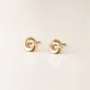 Bolinho de orelha de orelha 14K Gold Brincos de nó de amor de ouro manchas de jóias resistentes para mulheres simples à prova d'água 230822