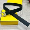 Black Leather Reversible Fashion Designer Belt 4.0 Bredd Högkvalitativ män Designerbälten Buckle Men med Box 4V0C Cy34