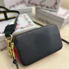 Bolso de diseñador Pequeña mochila cruzada Bolso de mano Bolsos de lujo Bolsos de cuero Bolsos de hombro sobre los bolsos de hombro Cartera lateral Crossbody negro Bolso de axila