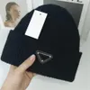 Luxo tricotado, designer de marca Beanie cap.