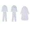 Trajes a juego para la familia AP abuela rosa abuelo conjunto a cuadros vestido mameluco niñas niños ropa a juego familiar ropa casual de algodón 230830