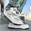 Chaussures d'eau hommes chaussures de planche à roulettes Hip Hop Style Punk baskets à plate-forme masculine baskets de mode chaussures de Sport vulcanisées pour hommes HKD230822