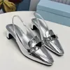 Achter slinger puntige tenen jurk schoen sandaal echt lederen medium dikke hiel pomp dames feest avondschoenen luxe ontwerpers merk schoenen fabrieksschoenen met doos