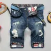 Bikermoto jeans heren korte broek mannelijke staight jean broek big boy blauwe denim overalls printing knie lengte heren spijkerbroek 247T