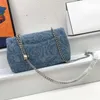 Märke axelväska mode vänd underarm väska kamellia denim kedja väska kärlek justerbar spänne stor pop denim fyrkant fett väska flickor crossbody väska