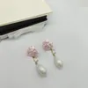 Designer Pearl Charm Earrings for Women Flower Stud Earings Gold Fashion Jewelry Pink Dingle Earing Luxury Jewlery Hoops Earring 238226C3