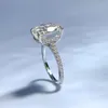 Klusterringar Luomansi Super Flash 10x12mm High Carbon Diamond Ring S925 Silver smycken Kvinnor bröllopsfest födelsedagsmor gåva