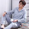 Męska odzież sutowa 2023 Summer Casual Striped Cotton Pajame Sets for Men Sort Rleeve Lon Pants Pajama Mężczyzna Omewear Loune Clotes