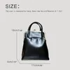 Вечерние сумки корейская повседневная рама для женщин роскошные дизайнерские сумочки кошельки 2023 в PU Metal Clip Top Harder Messenger 230821