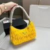 Designer clássico Nylon Bag Women Luxurys Crossbody ombro Bolsas de ombro de peito preto zippe Belts Correntes carteiras Undermail Cleo re edition hobo bolsa