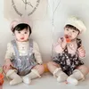 ROMPERS 2023 Spring Autumn Infant Girls 2pcs Caso Conjunto de algodão Manga longa Top Suspender Bodysuit Suspender Terno Baby Outifts 230823