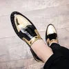 Klänningskor Spring Leather Shoes Gold Bright Leather Oxford Shoes For Men Luxury Brogues Mens Formella bekväma Moccasin Men Shoes 230822