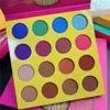 Eye Shadow Eyeshadow Palette Professional 16 färger Fina pressad glitterpulvermakeup Pall Mycket pigmenterad skimmer för ögon 230906