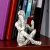 Dekorative Objekte Figuren Nordic Modern Reading Woman Statue Harz abstrakter Denker Desktop Skulpturen Hauszimmer Schlafzimmer Figur Ornamente 230823