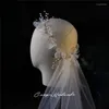 Voiles de mariée CC Veil Accessoires de mariage pour femmes Couronne de fleurs avec peigne Blanc Ivoire Bandeaux Coiffes Real Po V667