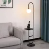 Lampy podłogowe nordycka lampa sypialnia nocna stolik Jeden minimalistyczny lekki luksusowy salon łowiejski stolik kawowy pionowy