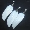Hangende kettingen 2 stks natuur witte schaal hangers met strass natuurlijke moeder van parel veervorm 72x25 mm kralen accessoires sieraden